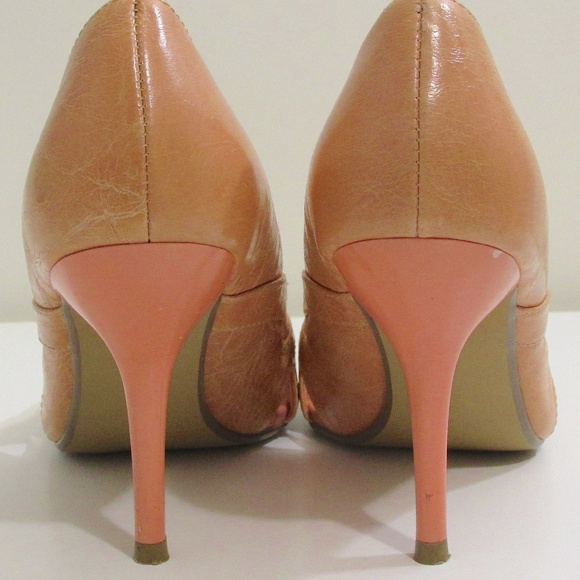 Vintage Peach Peep Toe Heels by Steve Madden - Picture 6 of 9